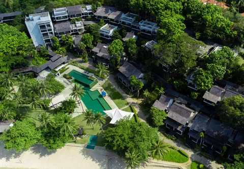 Turi Beach Resort dengan suasana pantai dan pemandangan alam di Nongsa Batam